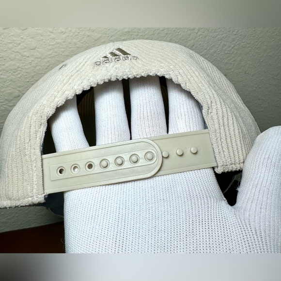 Premium Sport 5-Panel Structured Medium Crown Adjustable Fit Snapback Hat unisex - Picture 6 of 11